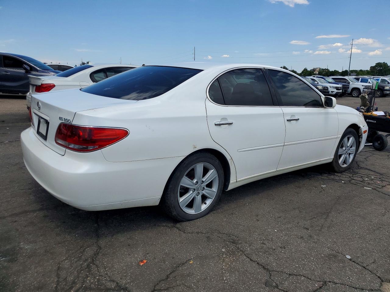 2005 Lexus Es 330 White vin: JTHBA30G855103972