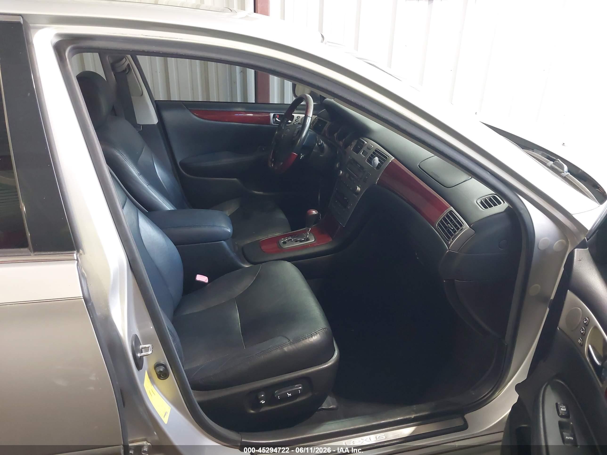 2005 Lexus Es 330   Silver vin: JTHBA30G855104409