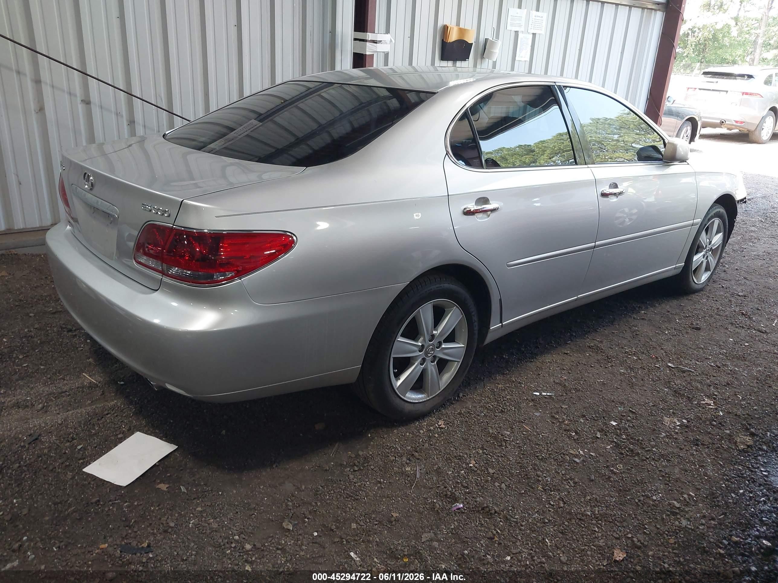 2005 Lexus Es 330   Silver vin: JTHBA30G855104409