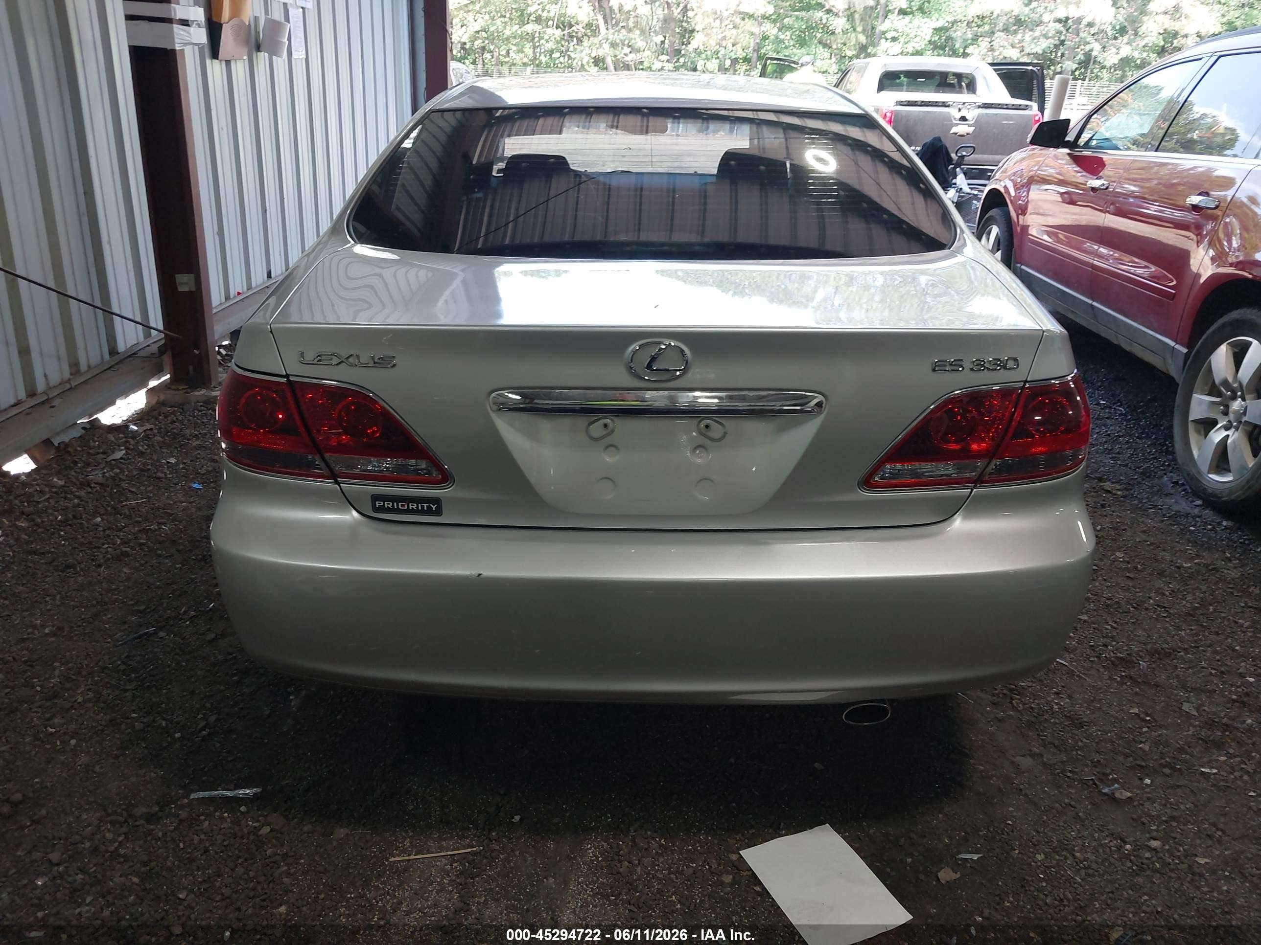 2005 Lexus Es 330   Silver vin: JTHBA30G855104409