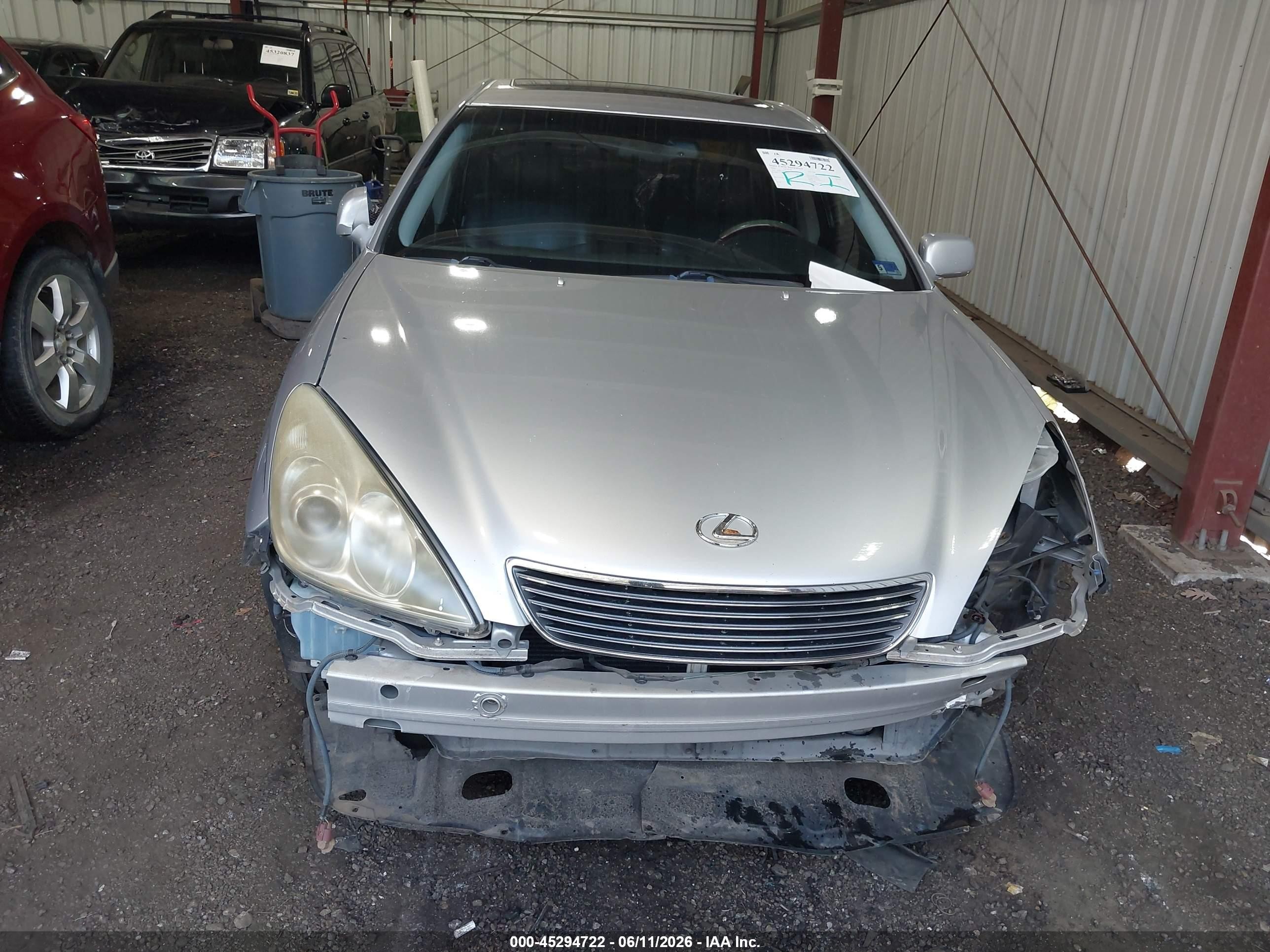 2005 Lexus Es 330   Silver vin: JTHBA30G855104409