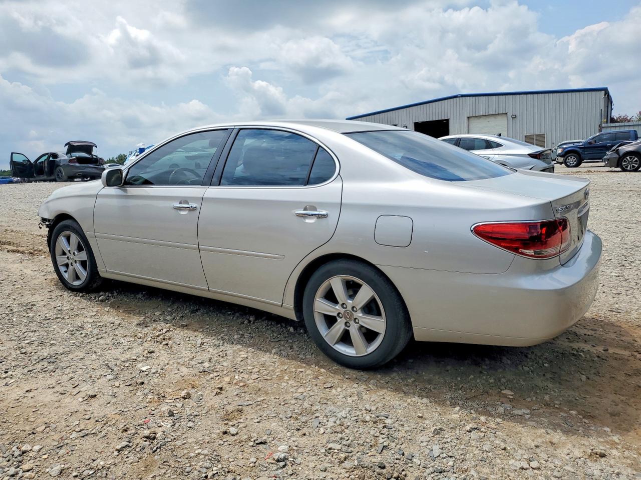 2005 Lexus Es 330 Silver vin: JTHBA30G855108928