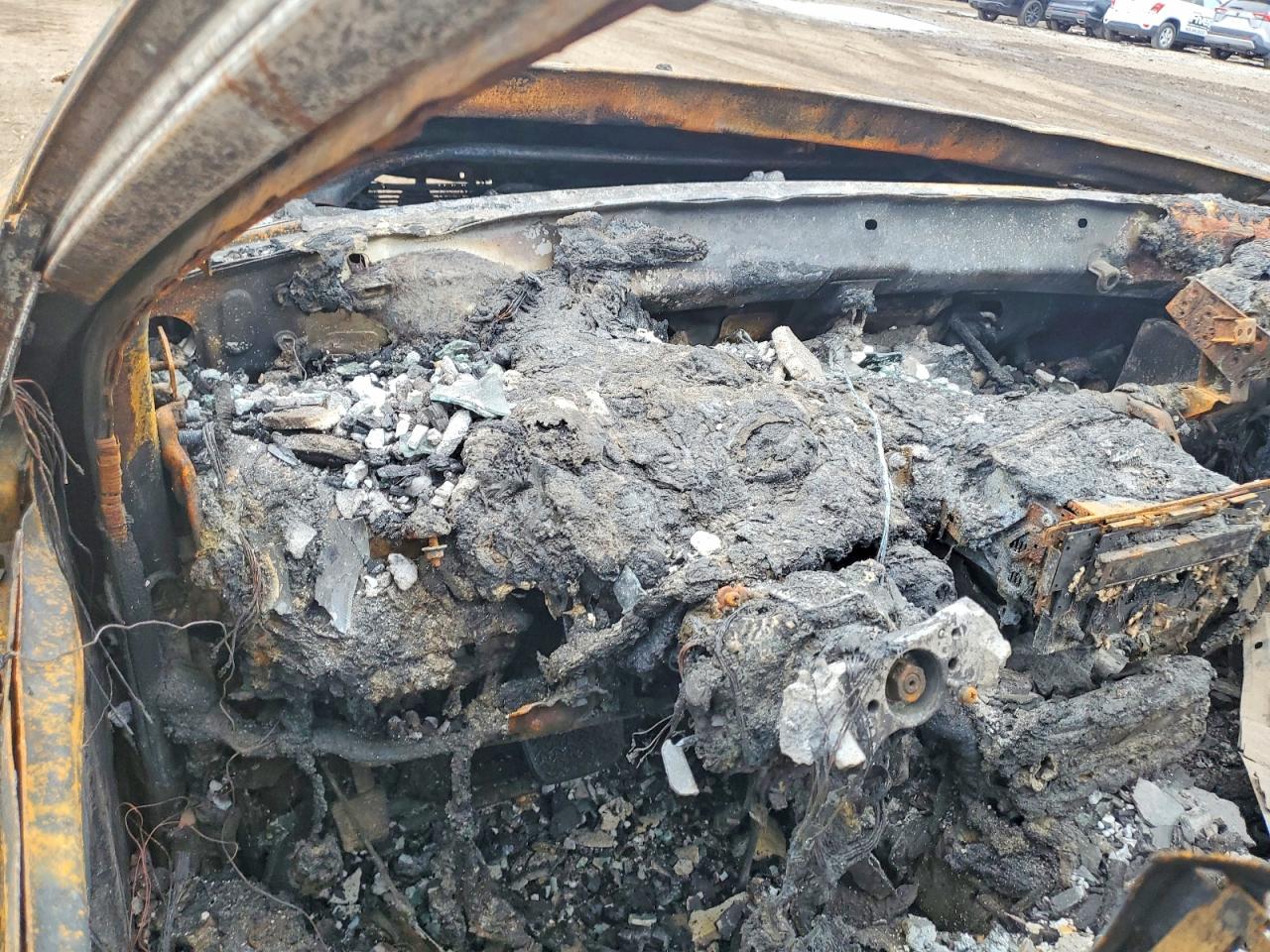 2005 Lexus Es 330 Base Burn vin: JTHBA30G855112185