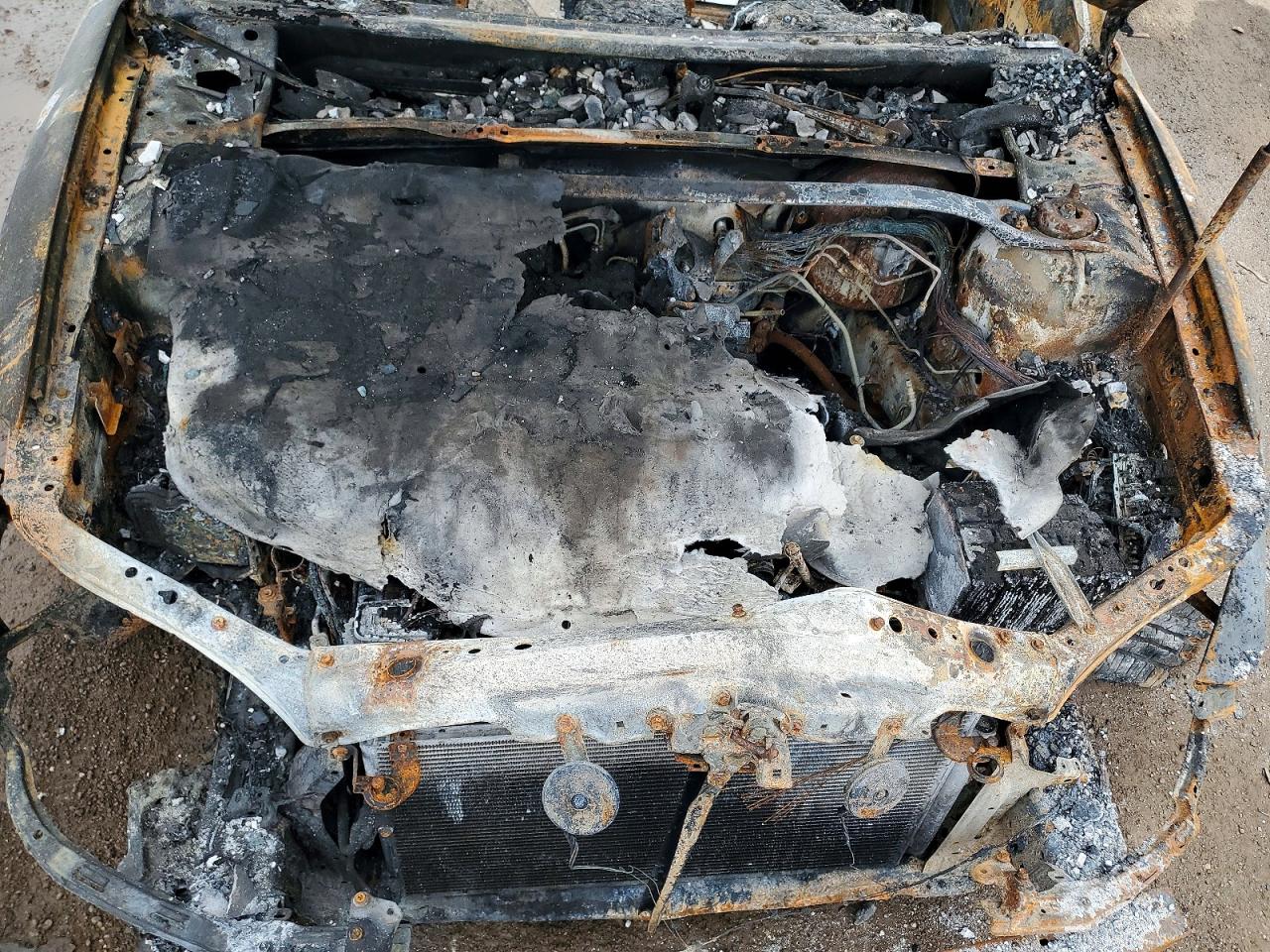 2005 Lexus Es 330 Base Burn vin: JTHBA30G855112185