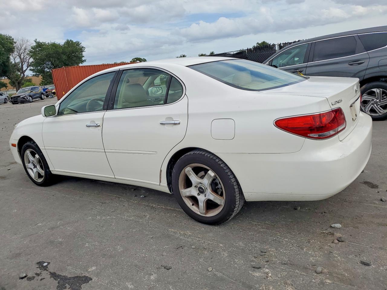 2005 Lexus Es 330 White vin: JTHBA30G855126958