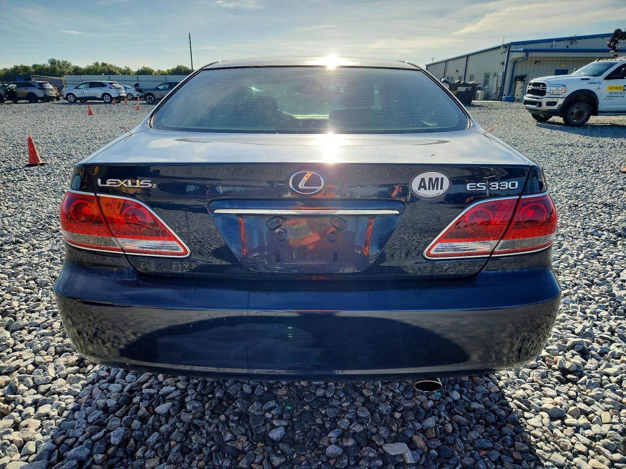 2005 Lexus Es 330 Blue vin: JTHBA30G855139225