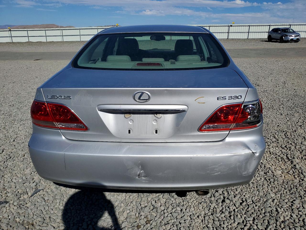 2006 Lexus Es 330 Silver vin: JTHBA30G865171139