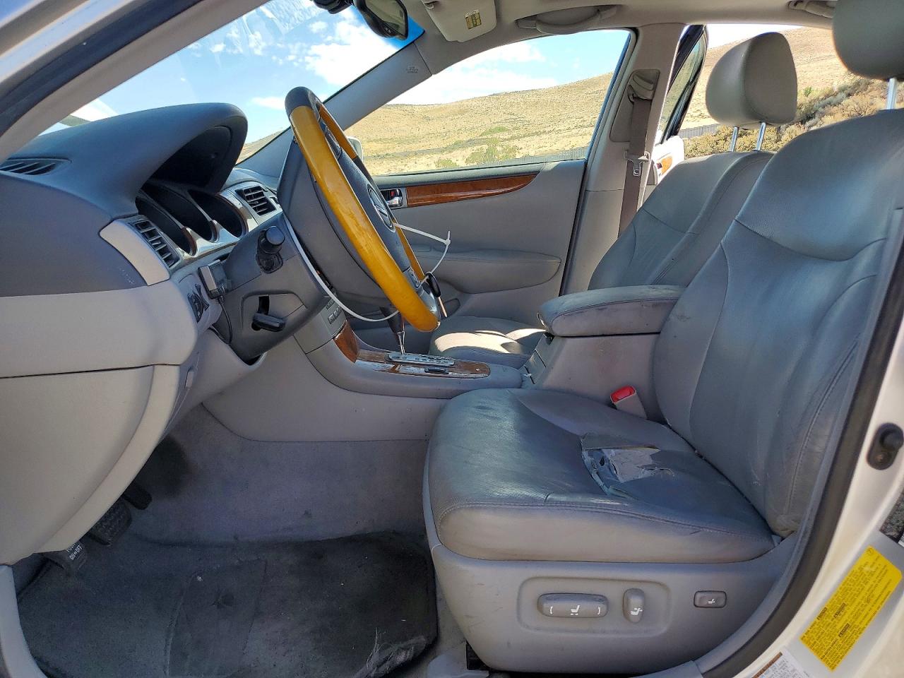 2006 Lexus Es 330 Silver vin: JTHBA30G865171139