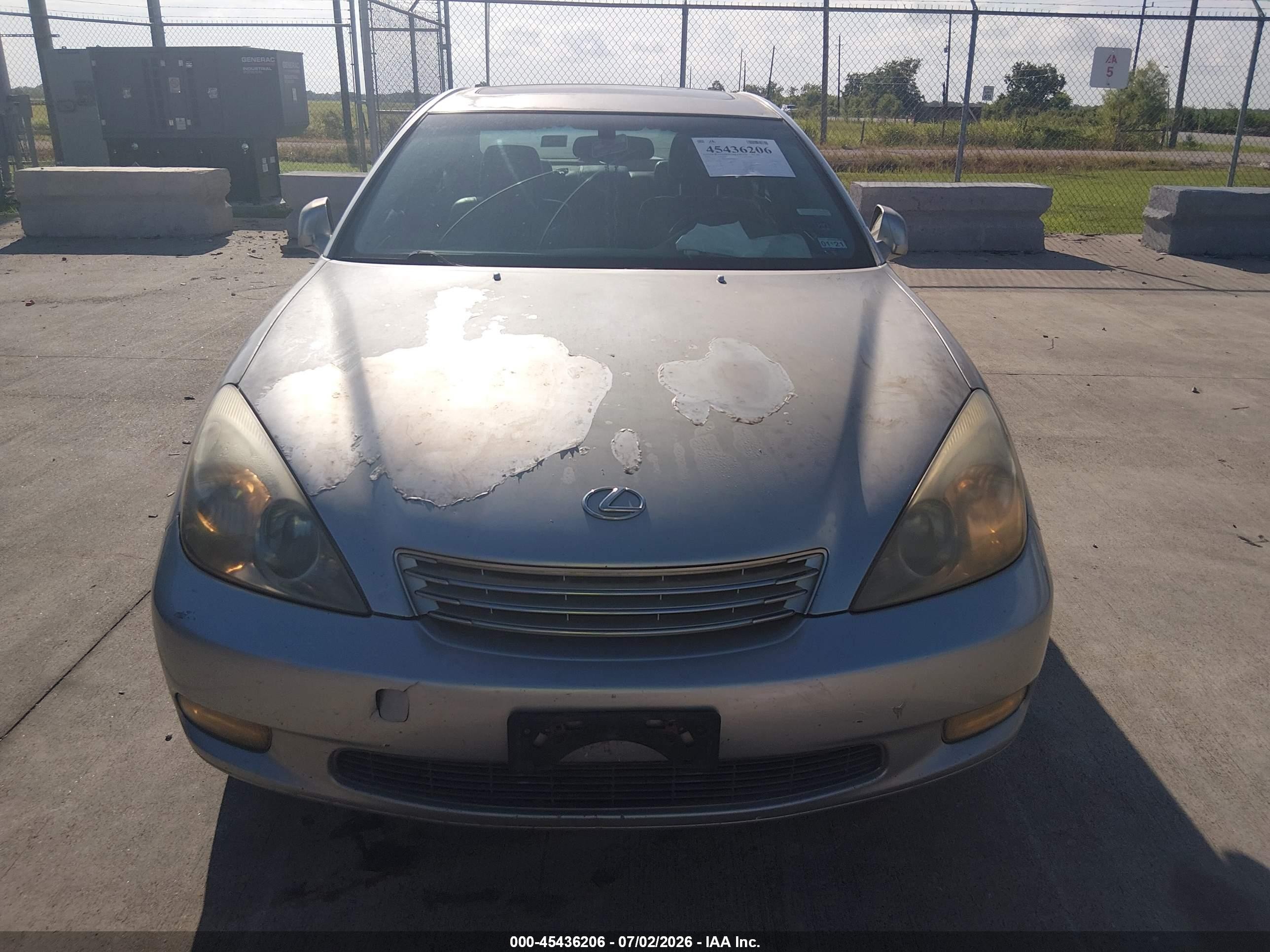 2004 Lexus Es 330   Silver vin: JTHBA30G940001415