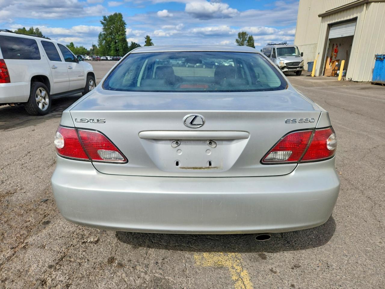 2004 Lexus Es 330 Beige vin: JTHBA30G940009661