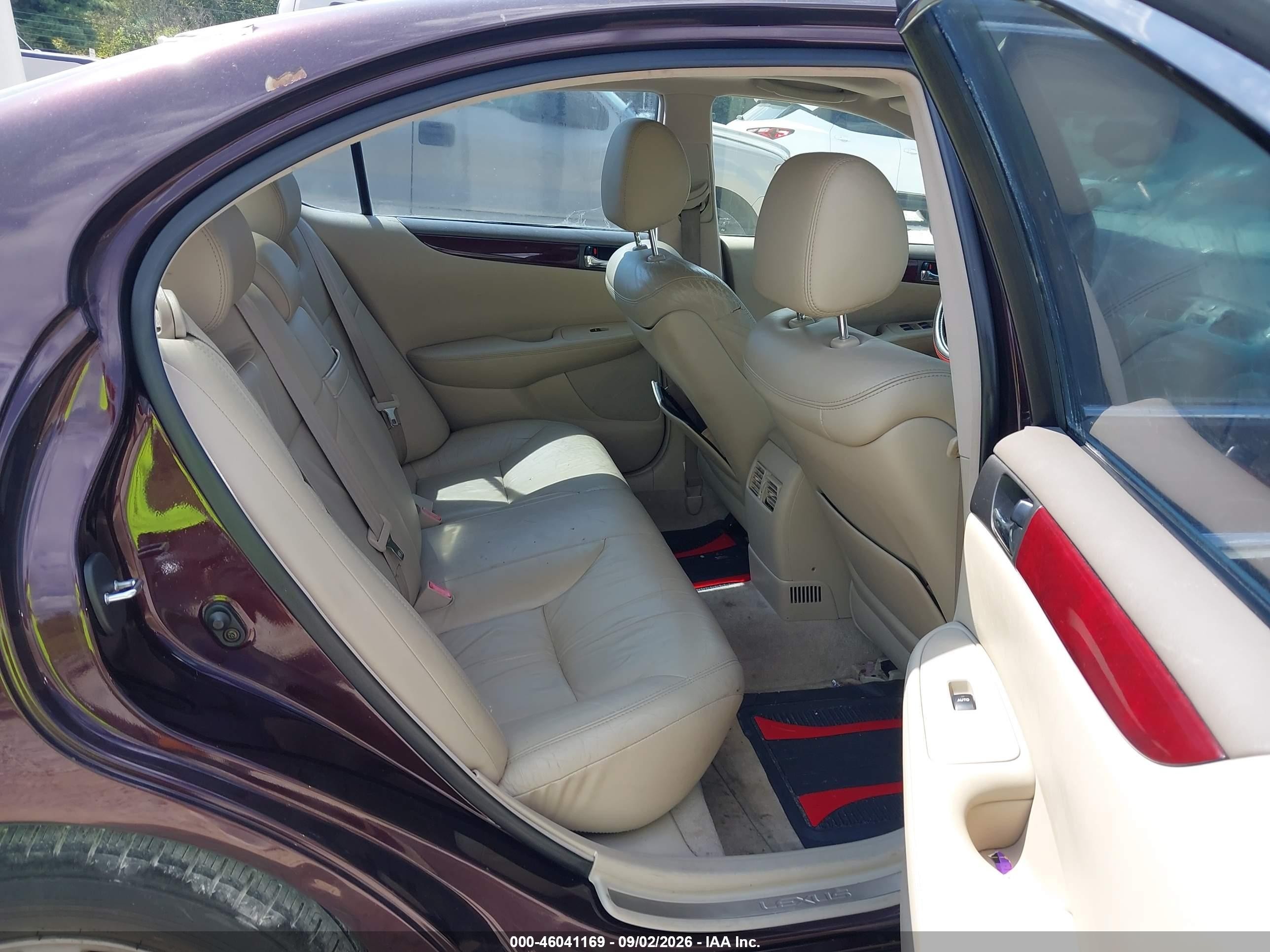 2004 Lexus Es 330   Maroon vin: JTHBA30G945009355