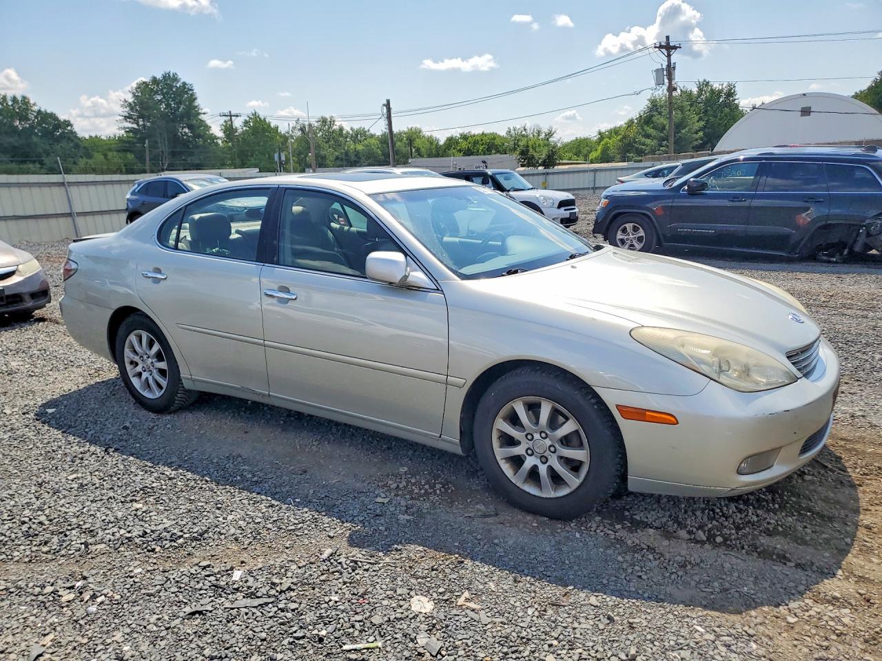 2004 Lexus Es 330 Silver vin: JTHBA30G945013454
