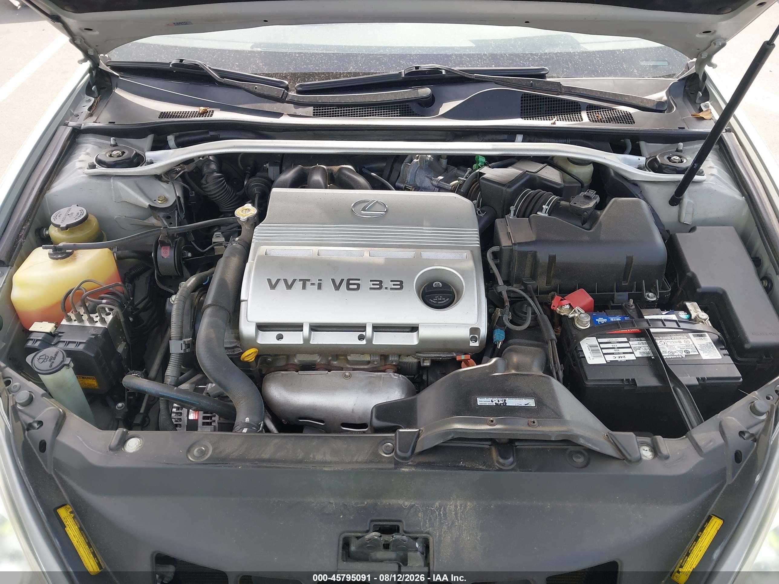2004 Lexus Es 330   Silver vin: JTHBA30G945027760