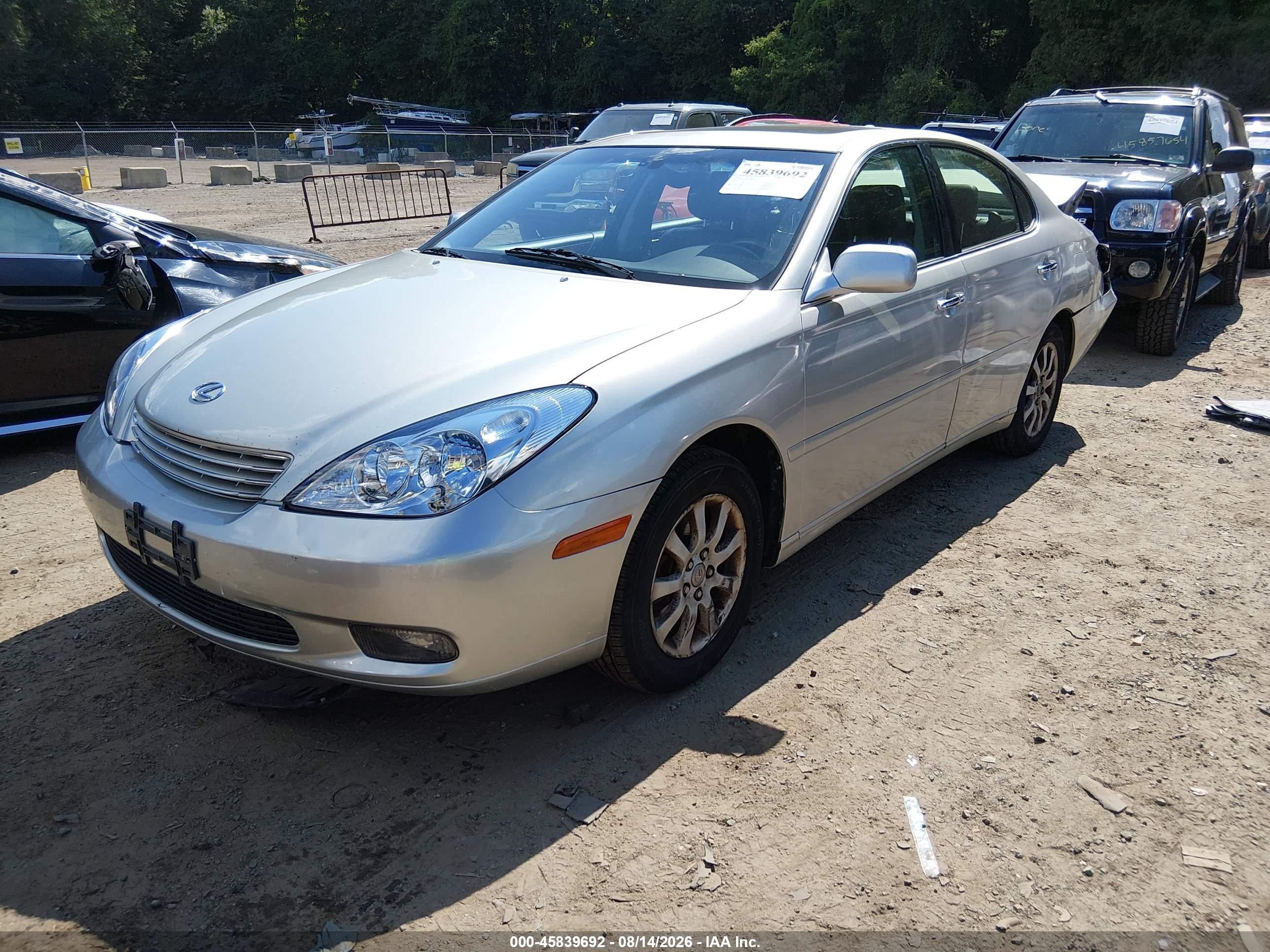 2004 Lexus Es 330   Серебряный vin: JTHBA30G945028861