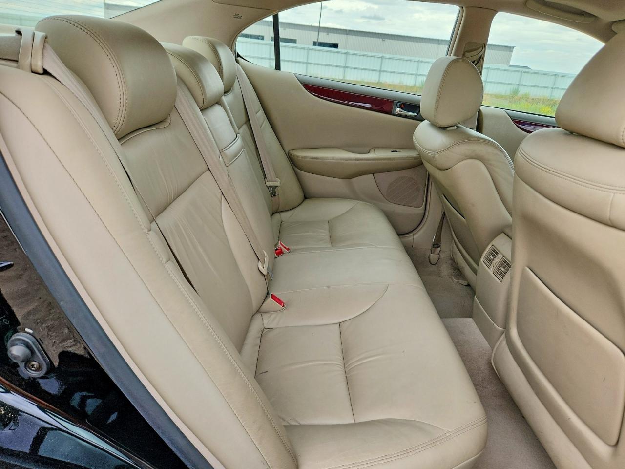 2004 Lexus Es 330 Base Black vin: JTHBA30G945050164