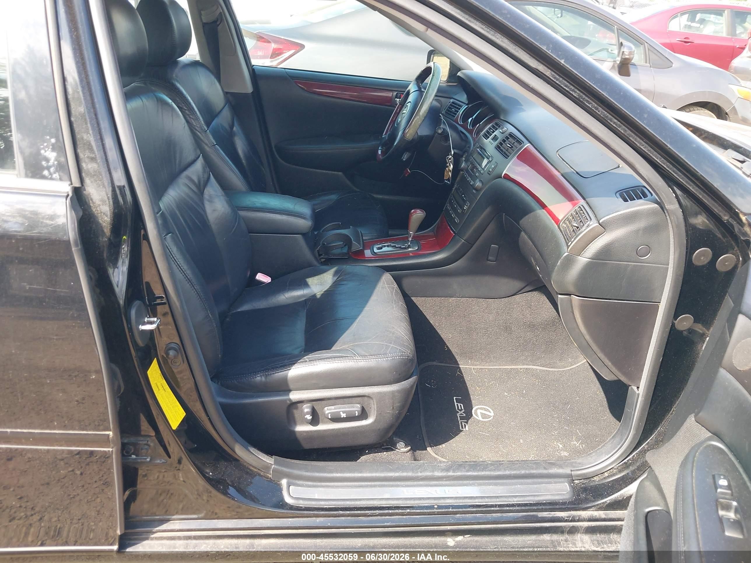 2004 Lexus Es 330   Черный vin: JTHBA30G945054229