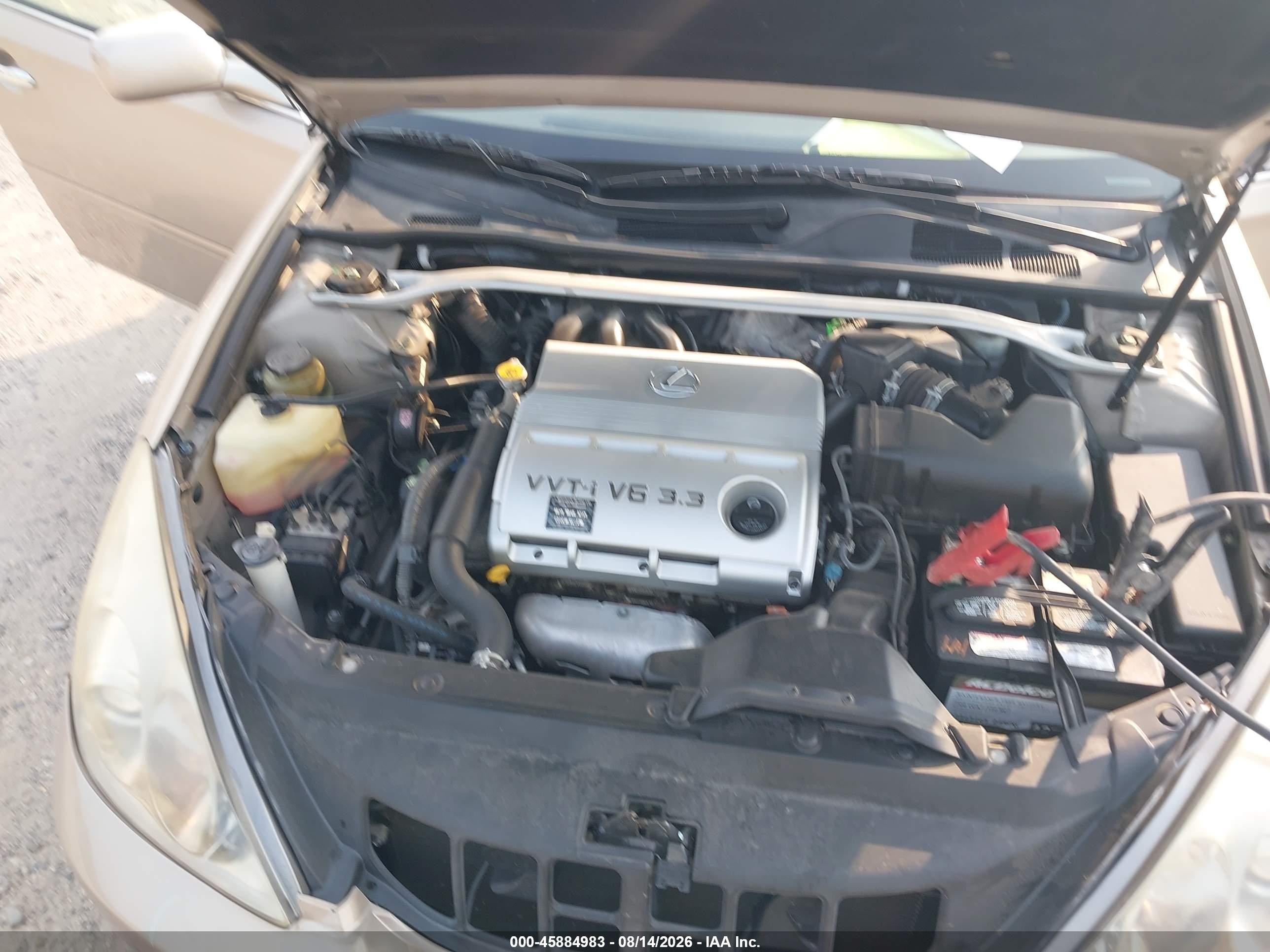 2005 Lexus Es 330 Beige vin: JTHBA30G955067905