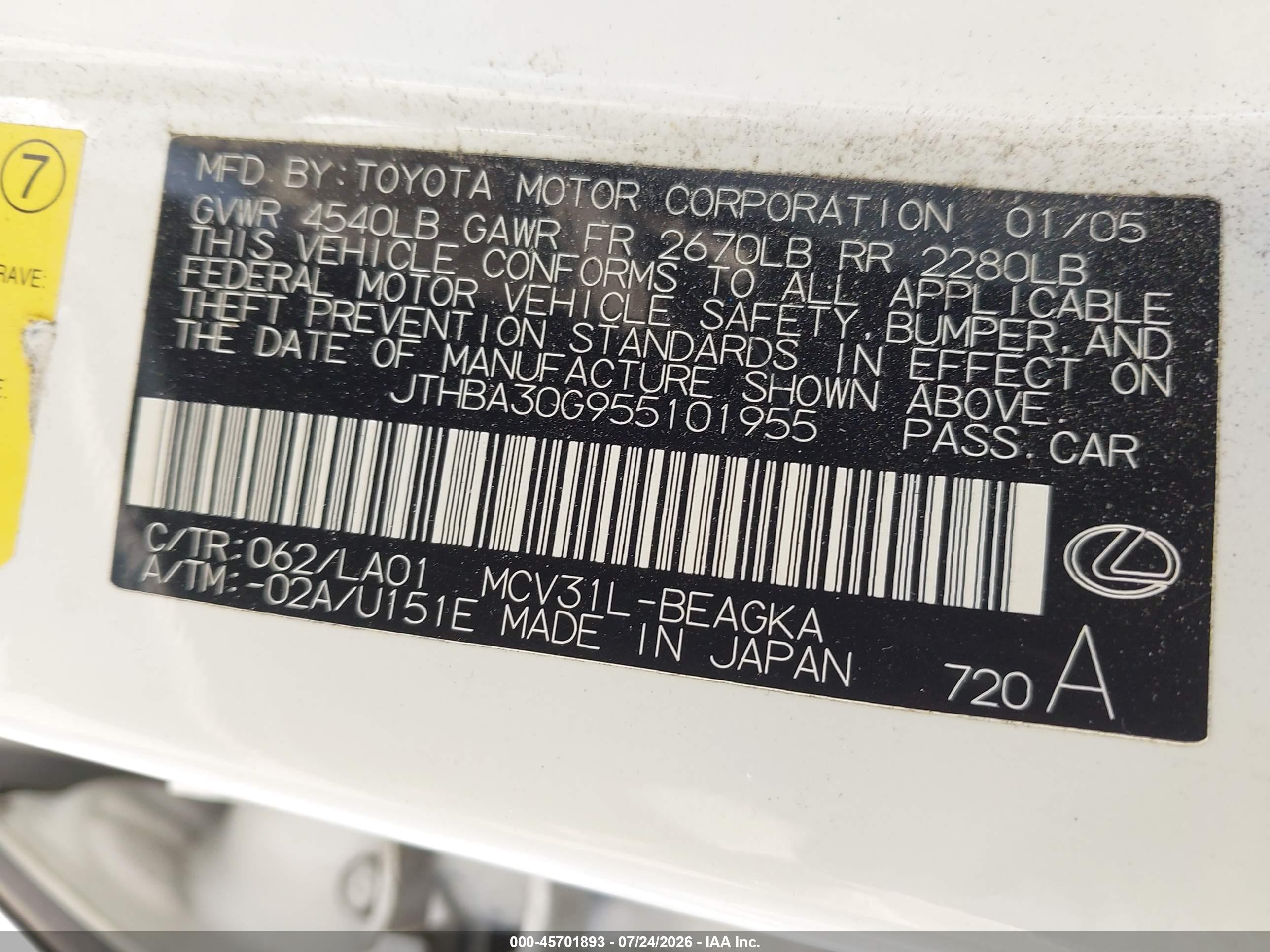 2005 Lexus Es 330   White vin: JTHBA30G955101955