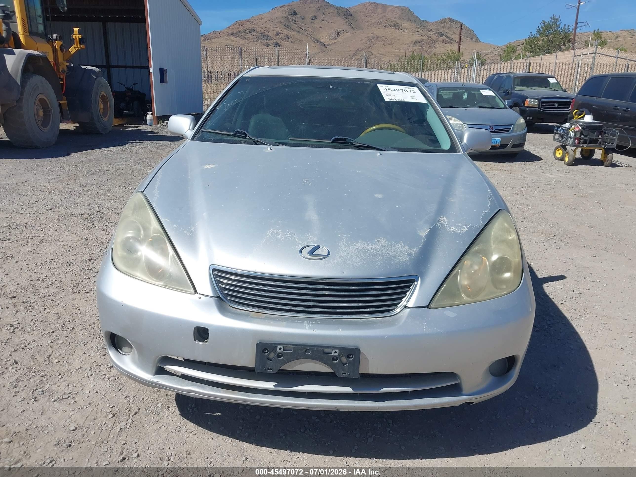 2005 Lexus Es 330   Серебряный vin: JTHBA30G955108484