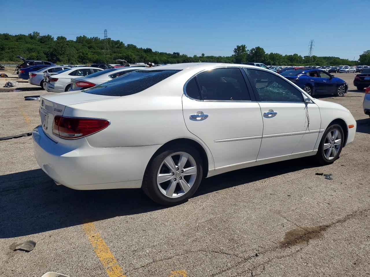 2005 Lexus Es 330 White vin: JTHBA30G955112552