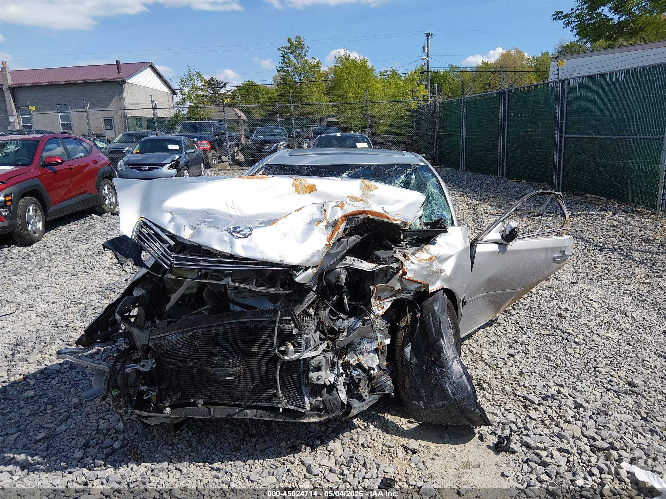 2005 Lexus Es 330   Silver vin: JTHBA30G955121364