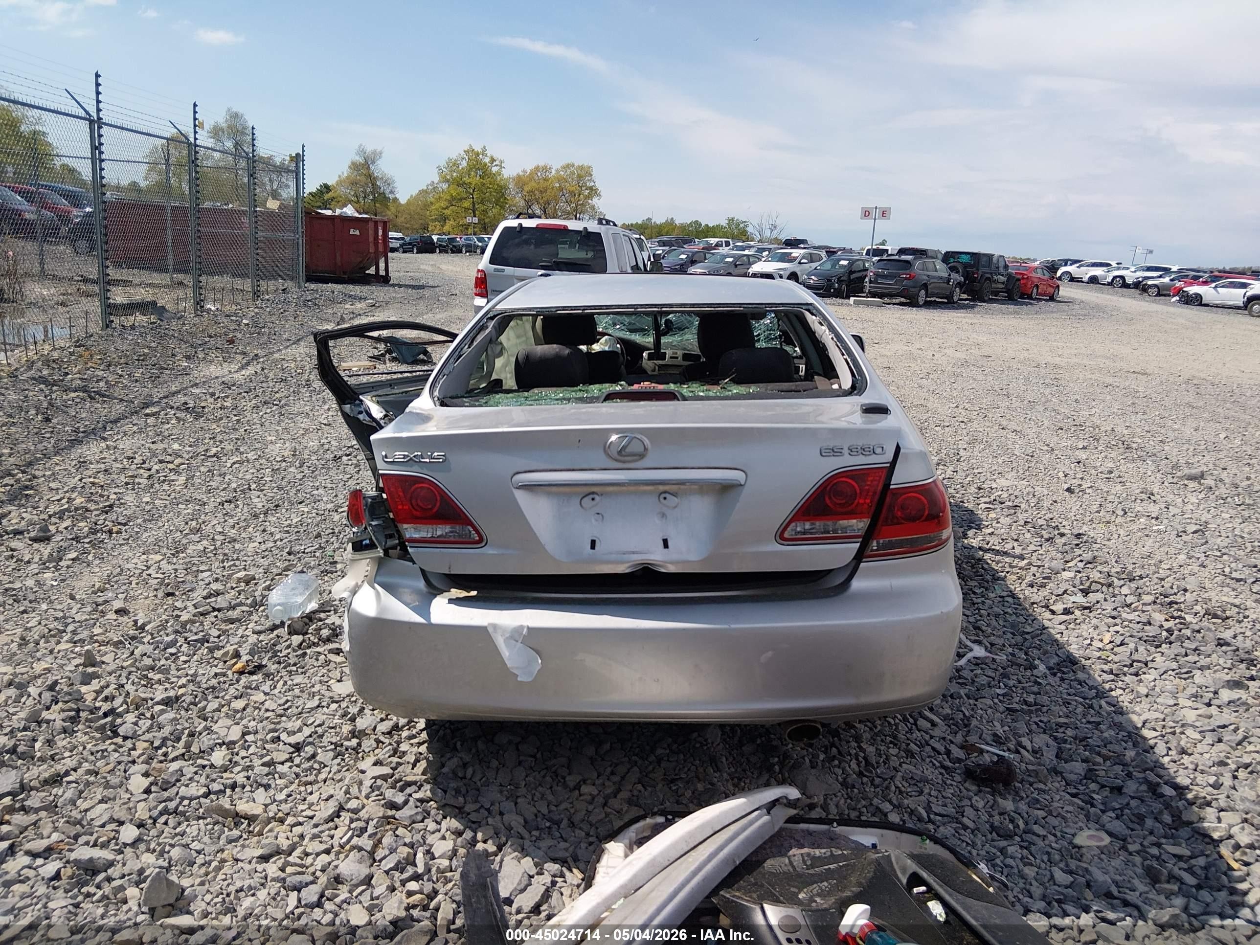 2005 Lexus Es 330   Silver vin: JTHBA30G955121364