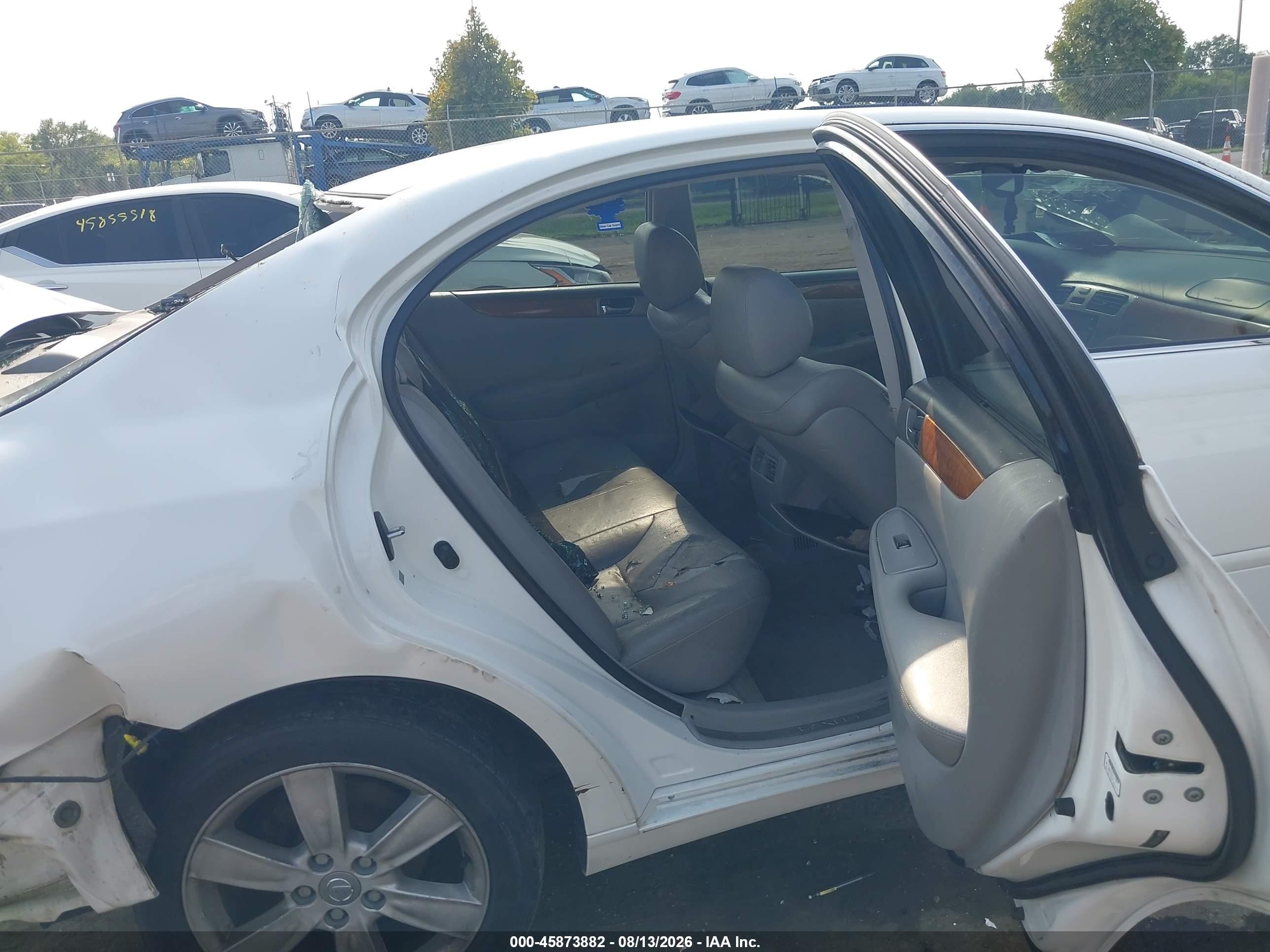 2005 Lexus Es 330   White vin: JTHBA30G955126970