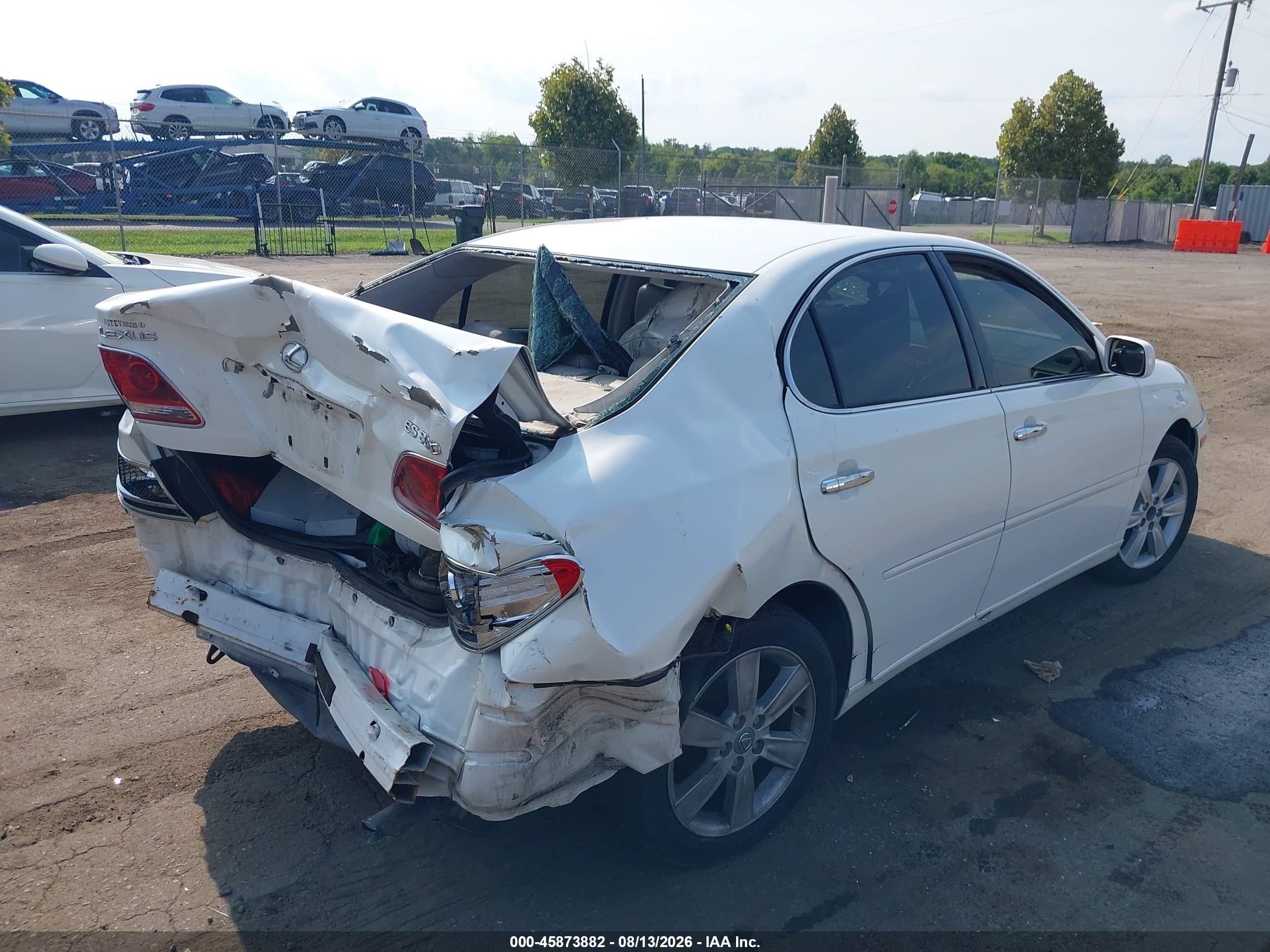 2005 Lexus Es 330   White vin: JTHBA30G955126970