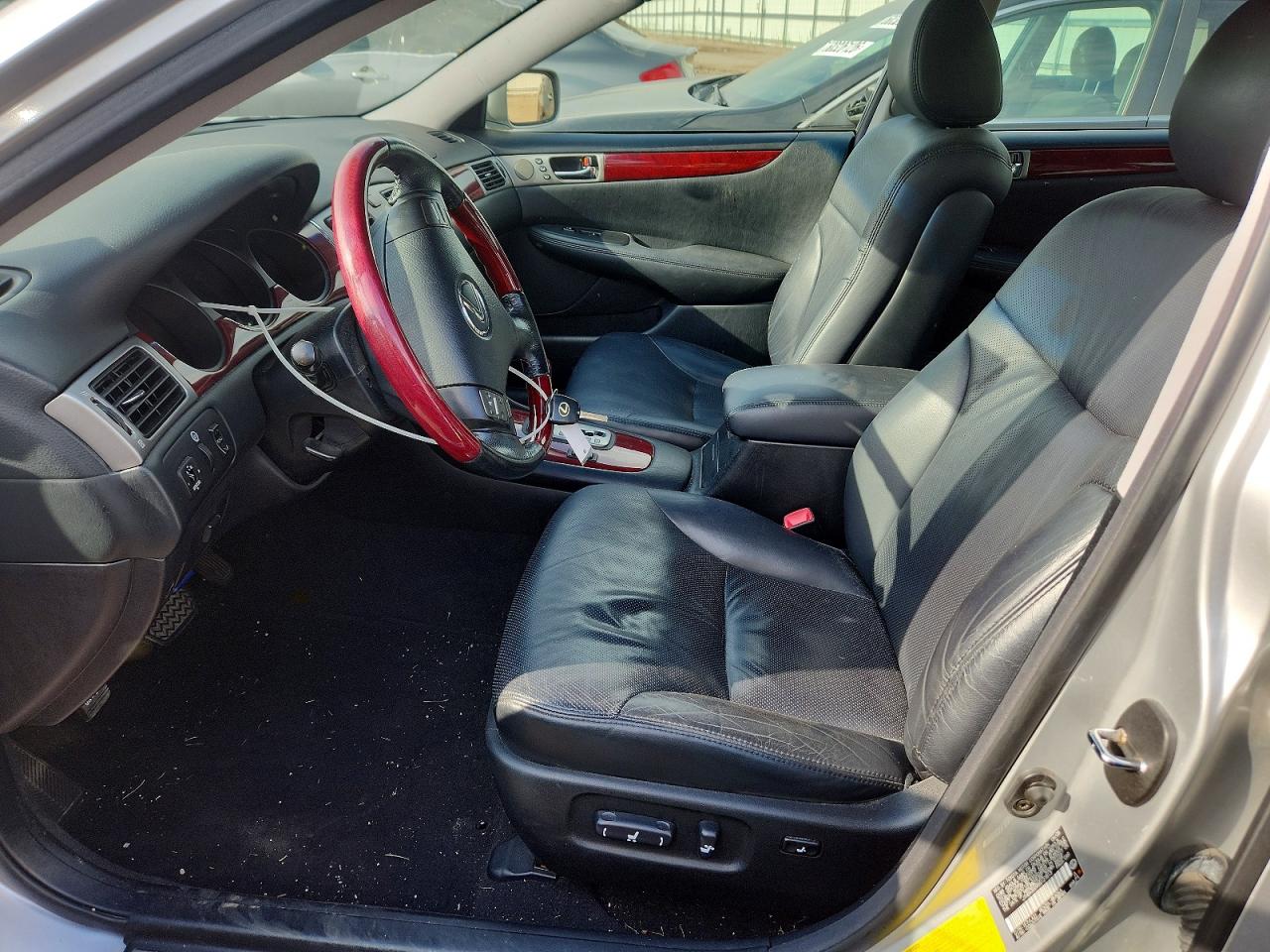 2005 Lexus Es 330 Silver vin: JTHBA30G955127813