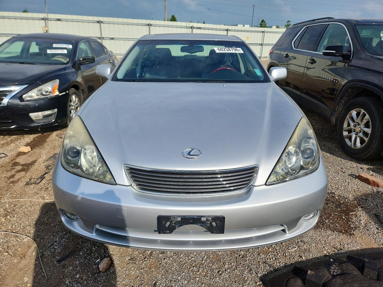 2005 Lexus Es 330 Silver vin: JTHBA30G955127813