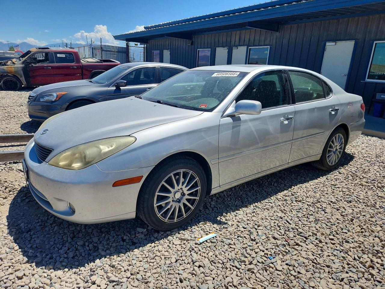 2005 Lexus Es 330 Silver vin: JTHBA30G955131604
