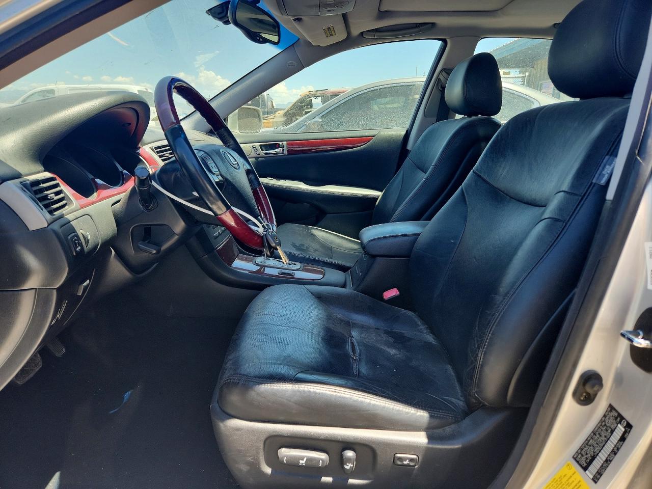 2005 Lexus Es 330 Silver vin: JTHBA30G955131604