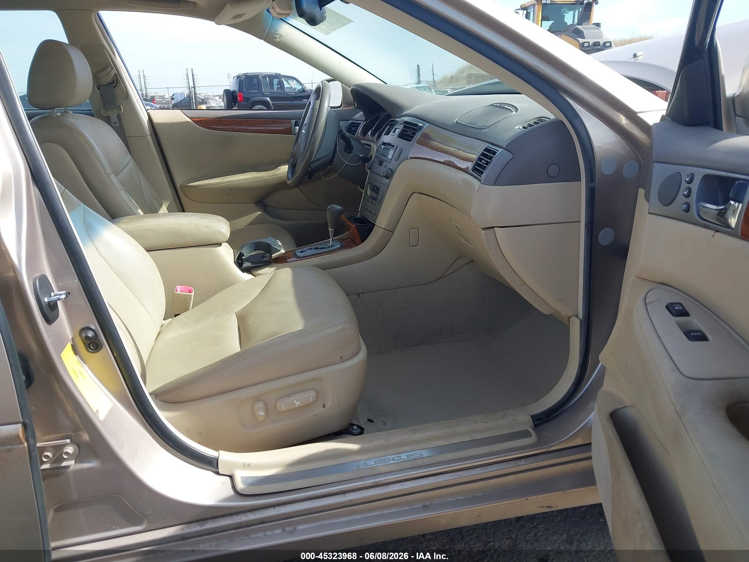 2005 Lexus Es 330   Brown vin: JTHBA30G955142683
