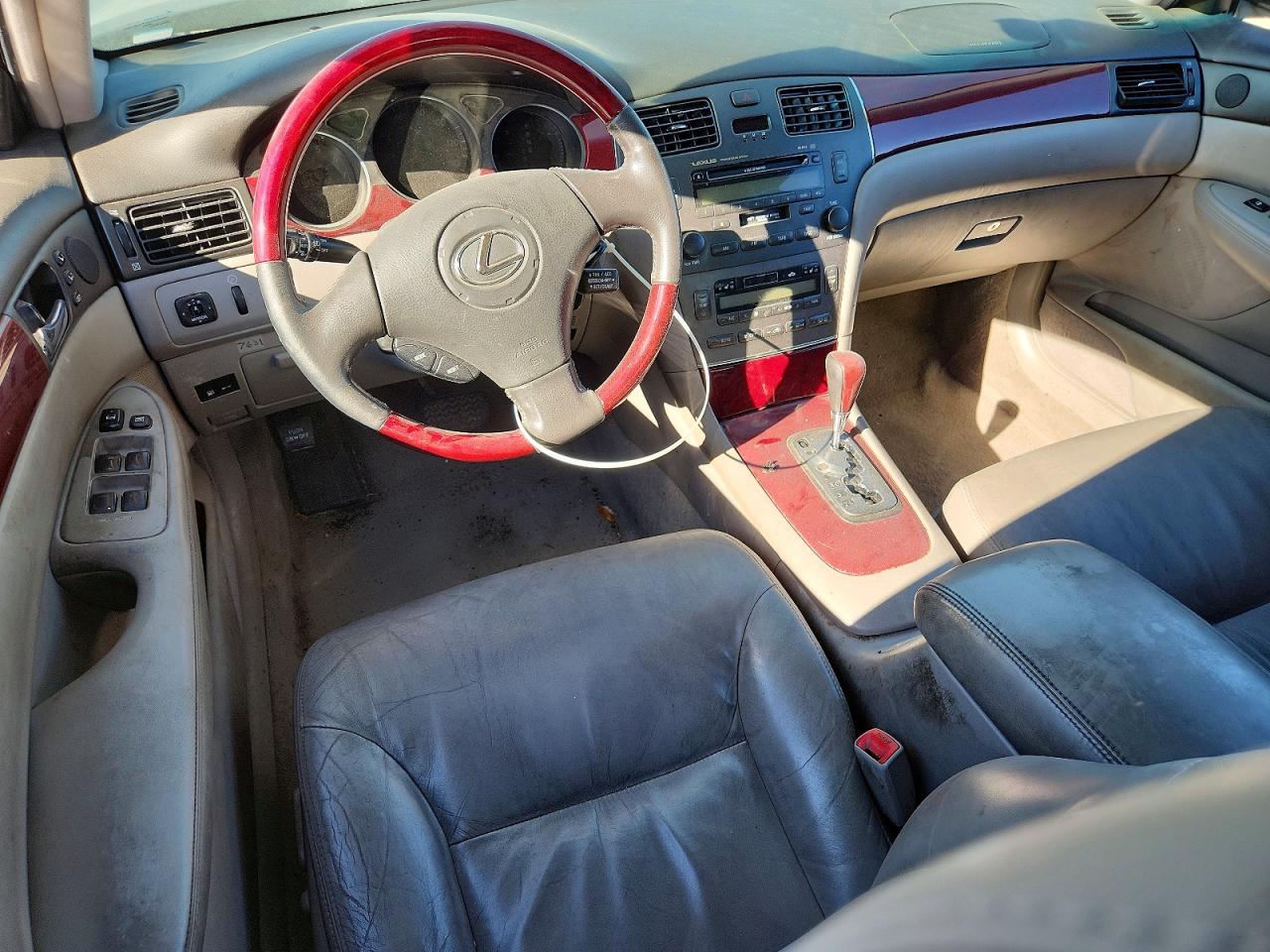2004 Lexus Es 330 Base Silver vin: JTHBA30GX40010771