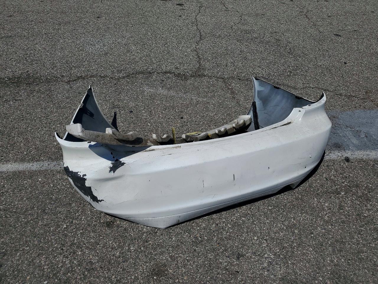 2004 Lexus Es 330 White vin: JTHBA30GX40014562