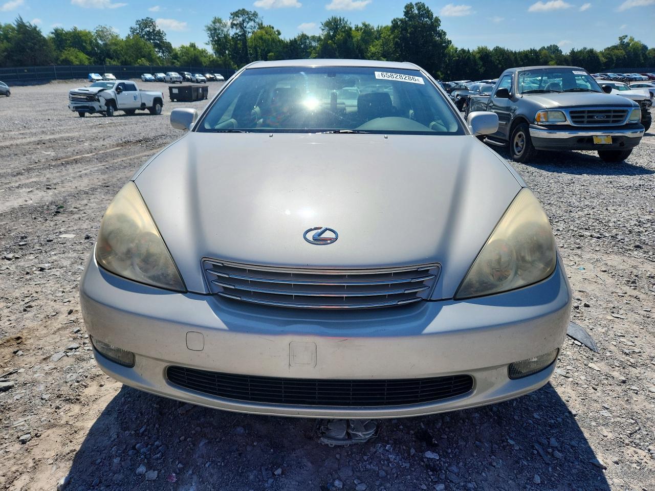 2004 Lexus Es 330 Beige vin: JTHBA30GX45016993