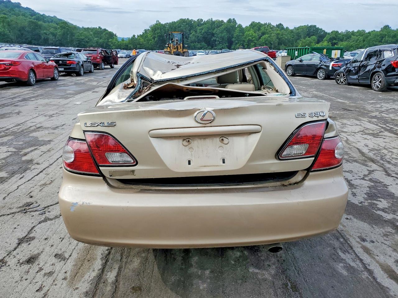 2004 Lexus Es 330 Gold vin: JTHBA30GX45025578