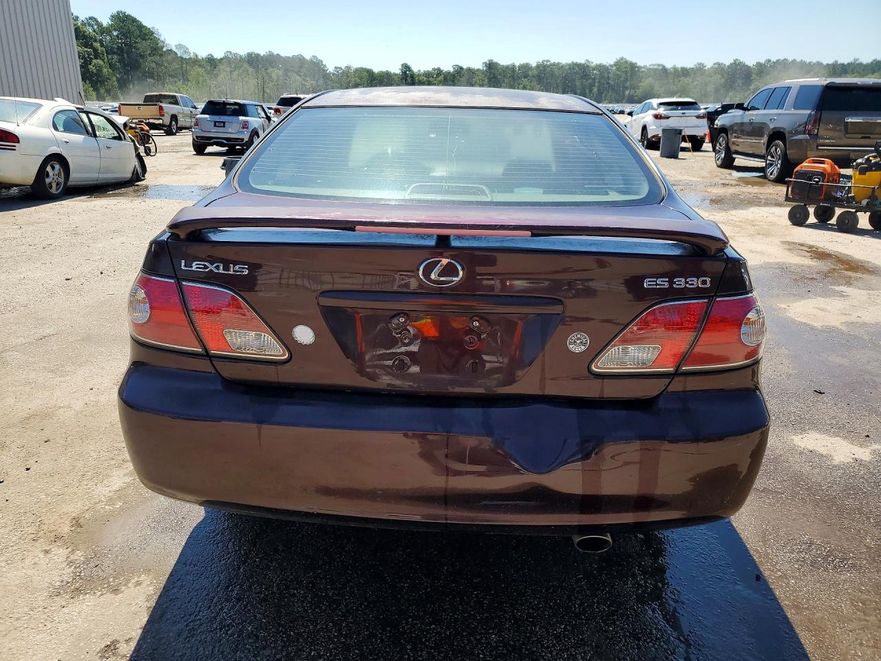 2004 Lexus Es 330 Burgundy vin: JTHBA30GX45028075