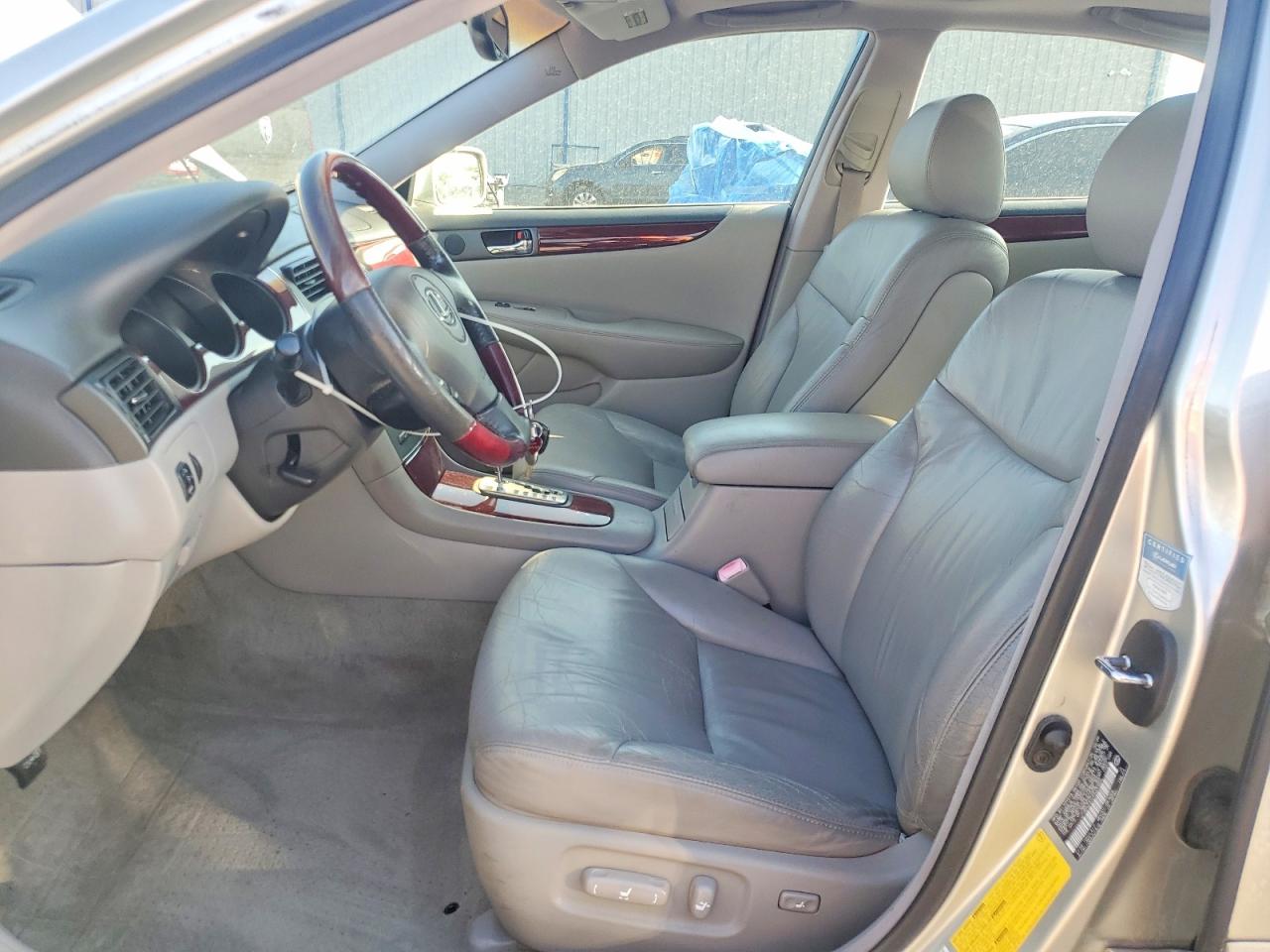 2004 Lexus Es 330 Серебряный vin: JTHBA30GX45030456