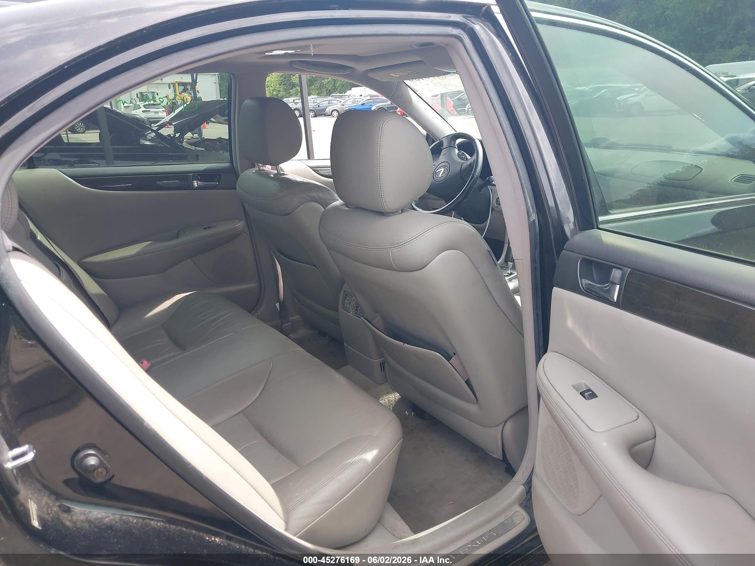 2004 Lexus Es 330   Black vin: JTHBA30GX45031297