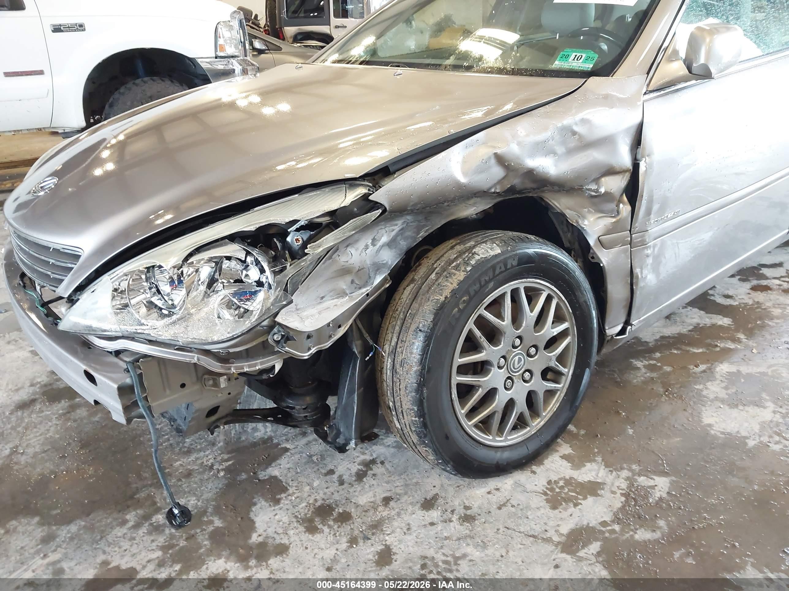 2004 Lexus Es 330 Серебряный vin: JTHBA30GX45047175