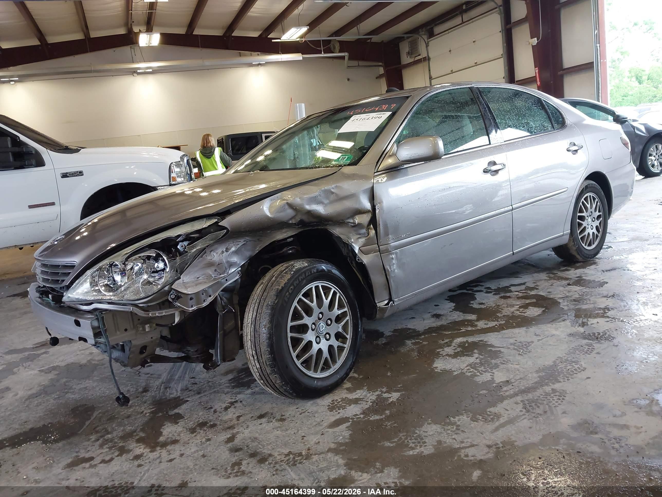 2004 Lexus Es 330 Серебряный vin: JTHBA30GX45047175