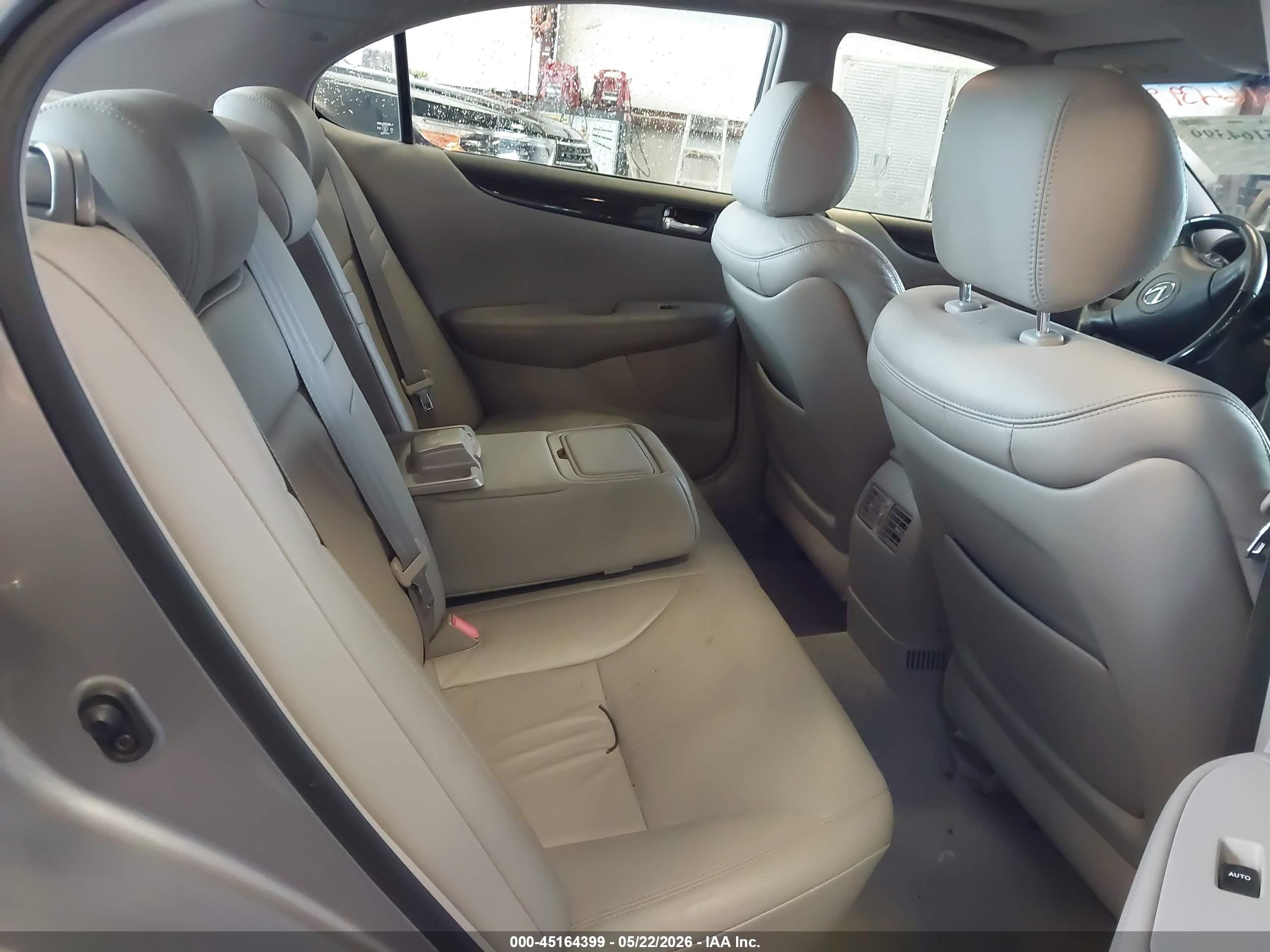 2004 Lexus Es 330 Серебряный vin: JTHBA30GX45047175
