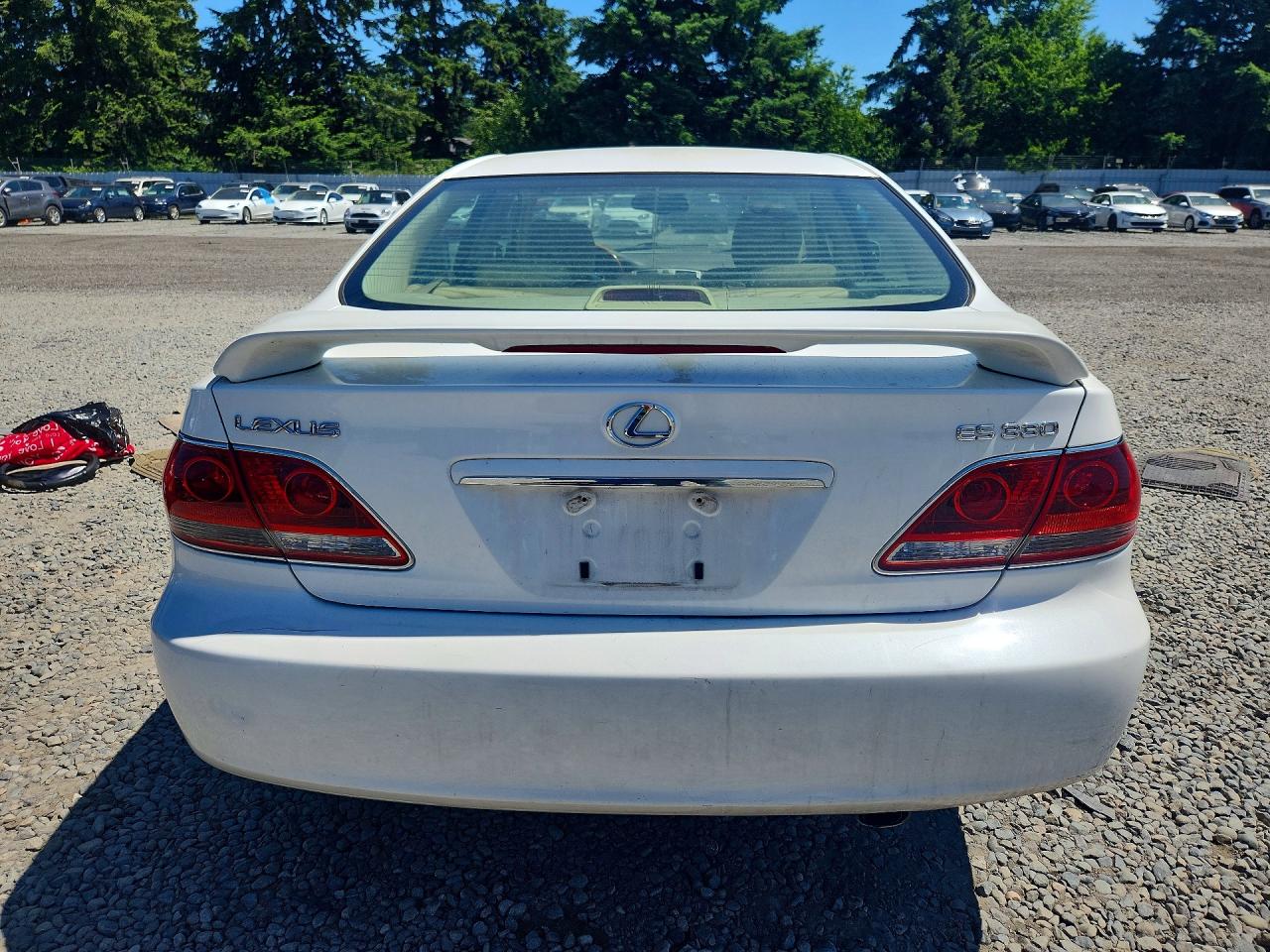 2005 Lexus Es 330 White vin: JTHBA30GX55070747