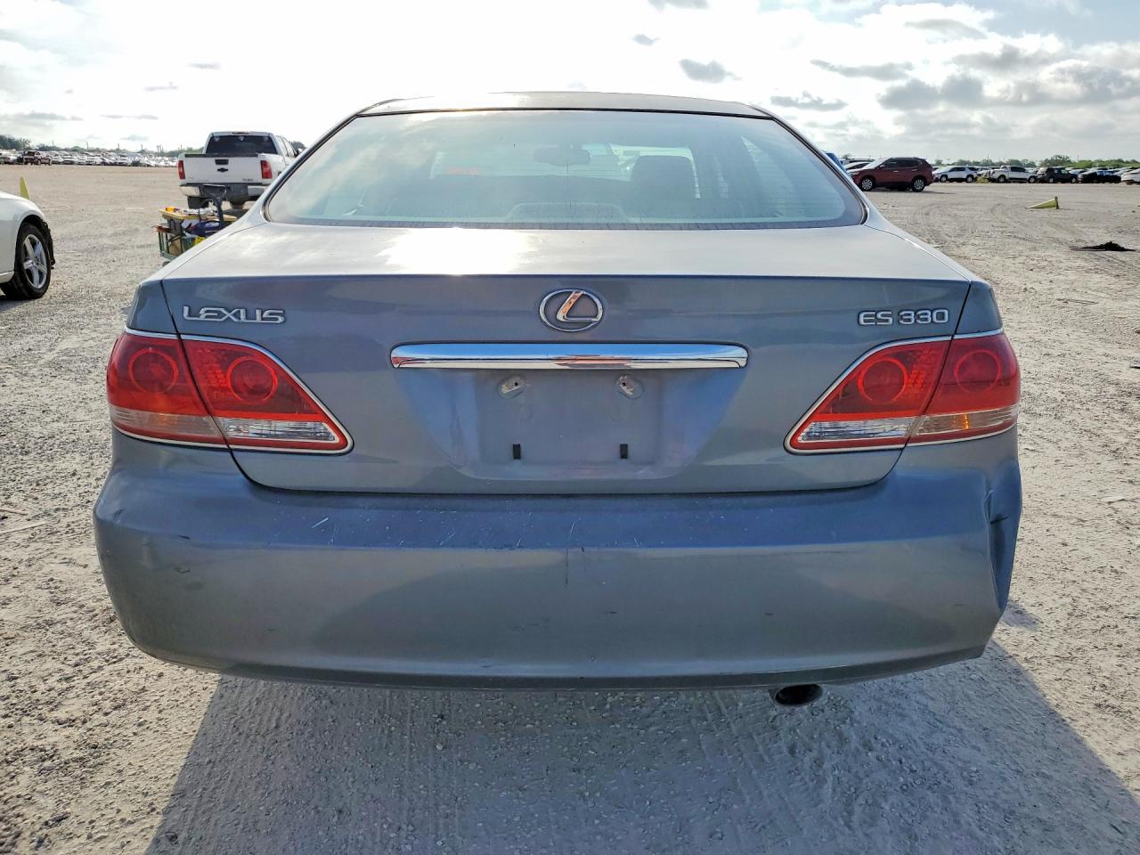 2005 Lexus Es 330 Gray vin: JTHBA30GX55073860