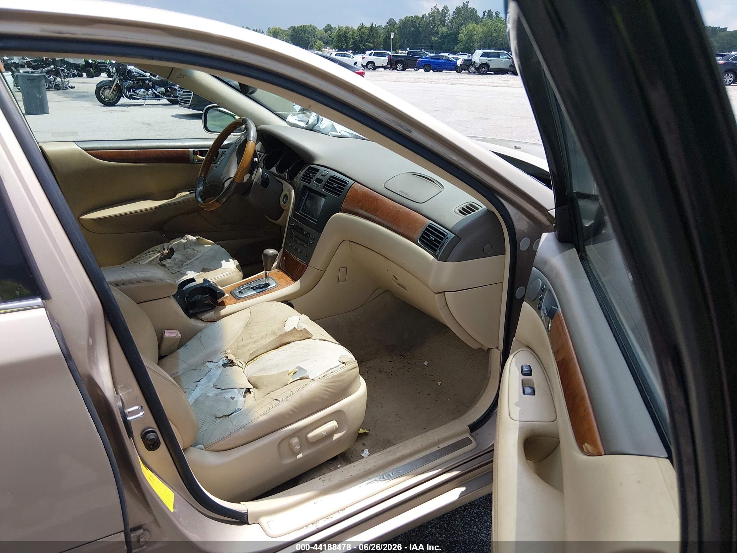 2005 Lexus Es 330   Gold vin: JTHBA30GX55081764