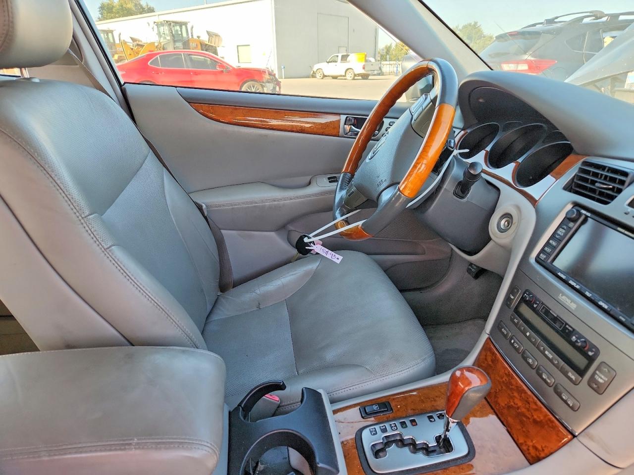 2005 Lexus Es 330 Серый vin: JTHBA30GX55089170