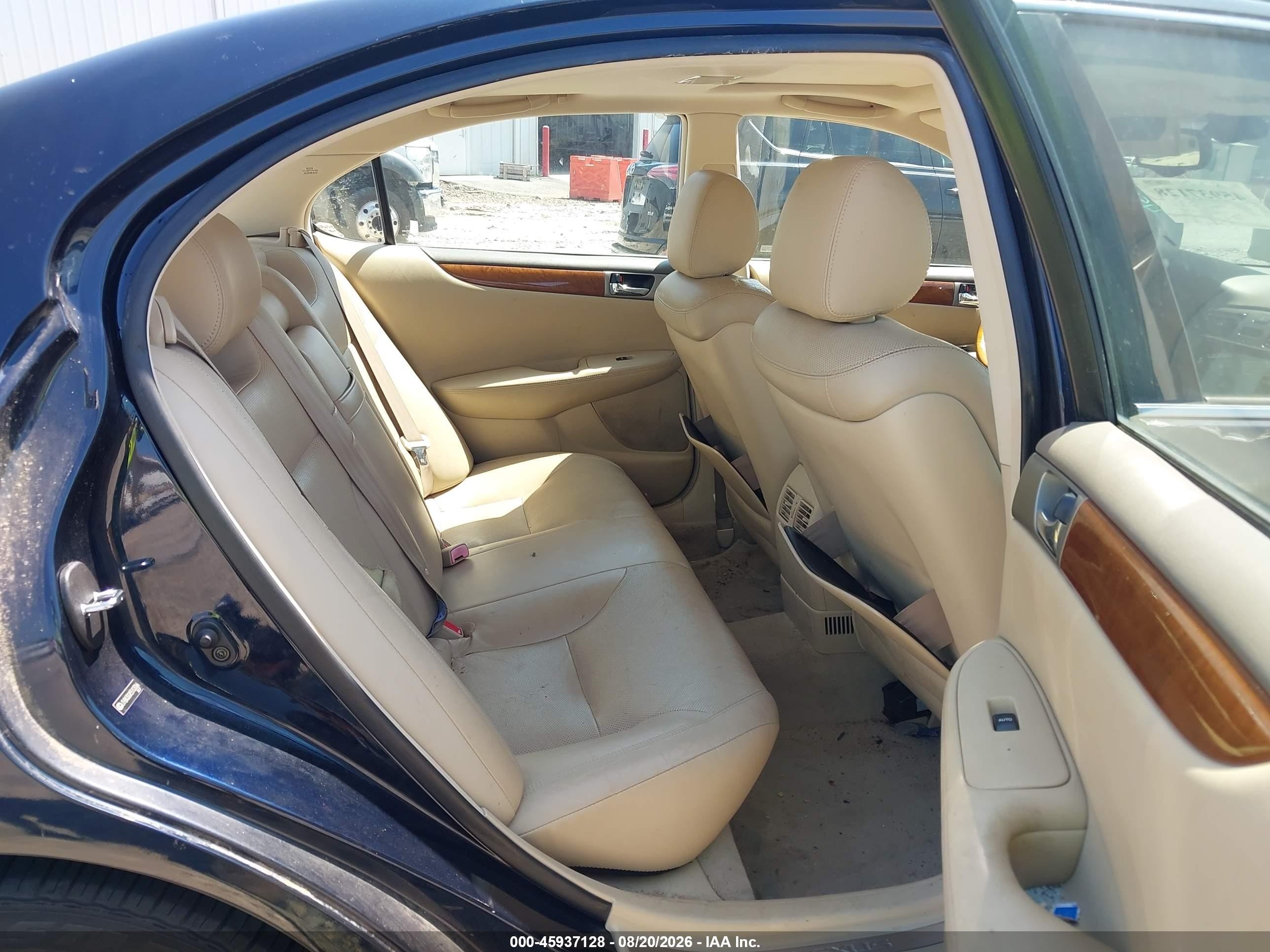 2005 Lexus Es 330   Black vin: JTHBA30GX55103066
