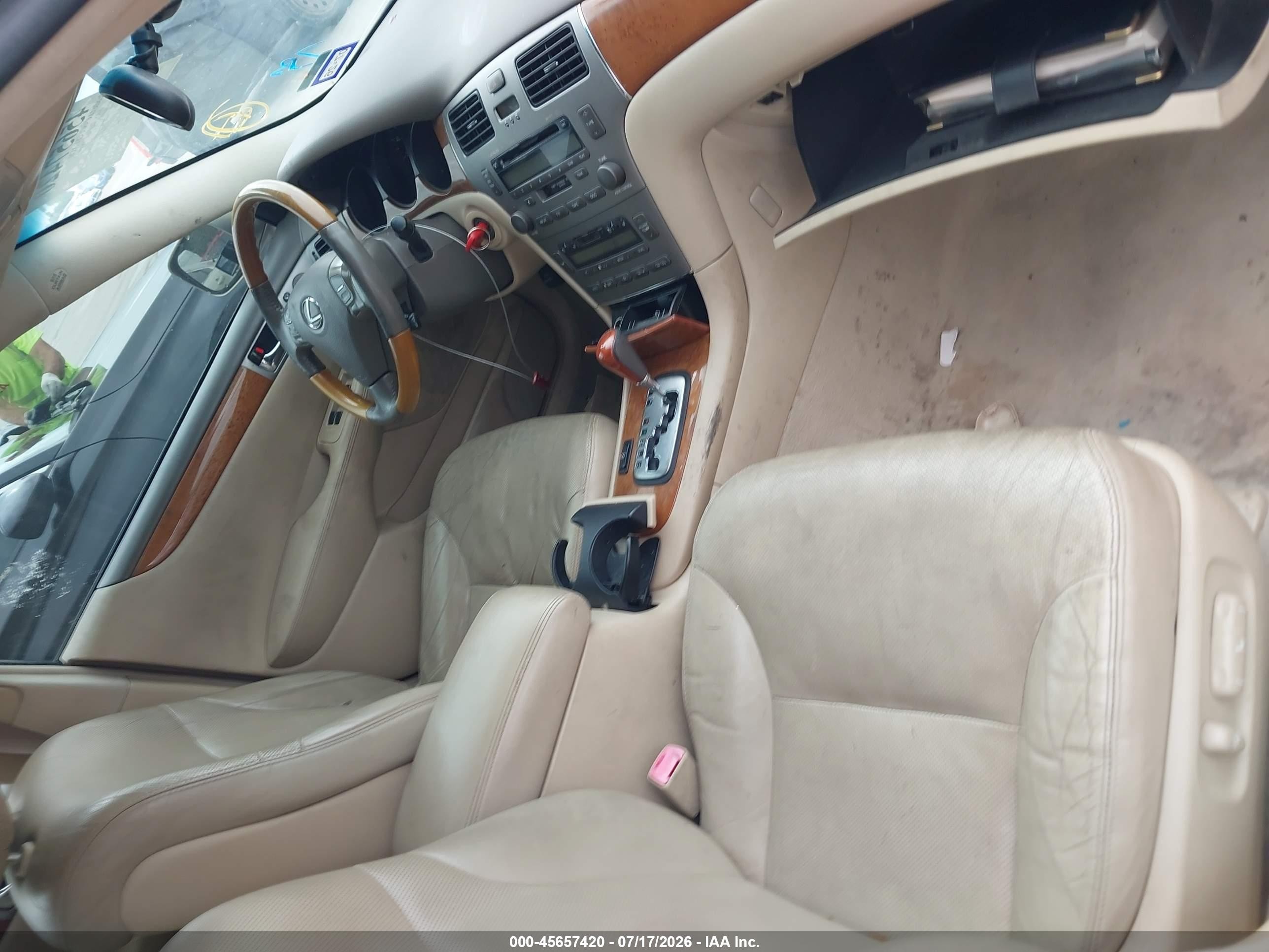 2005 Lexus Es 330   Beige vin: JTHBA30GX55121549