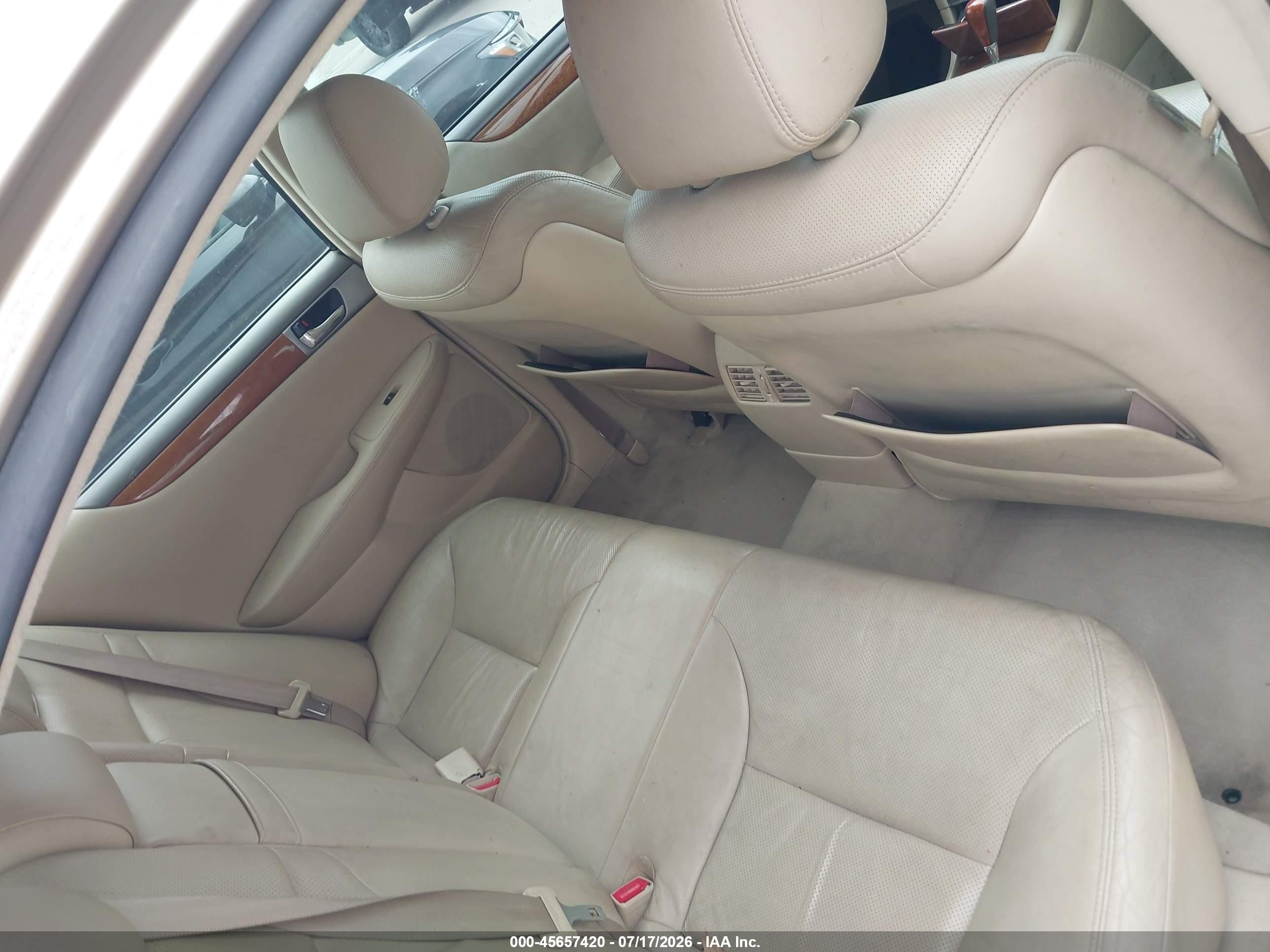 2005 Lexus Es 330   Beige vin: JTHBA30GX55121549